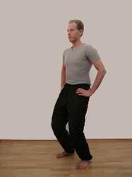 ejercicio para sostener una piedra para aumentar la potencia